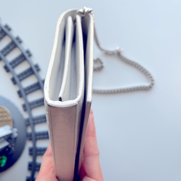 Ysl wallet on chain - Picture 6 of 9